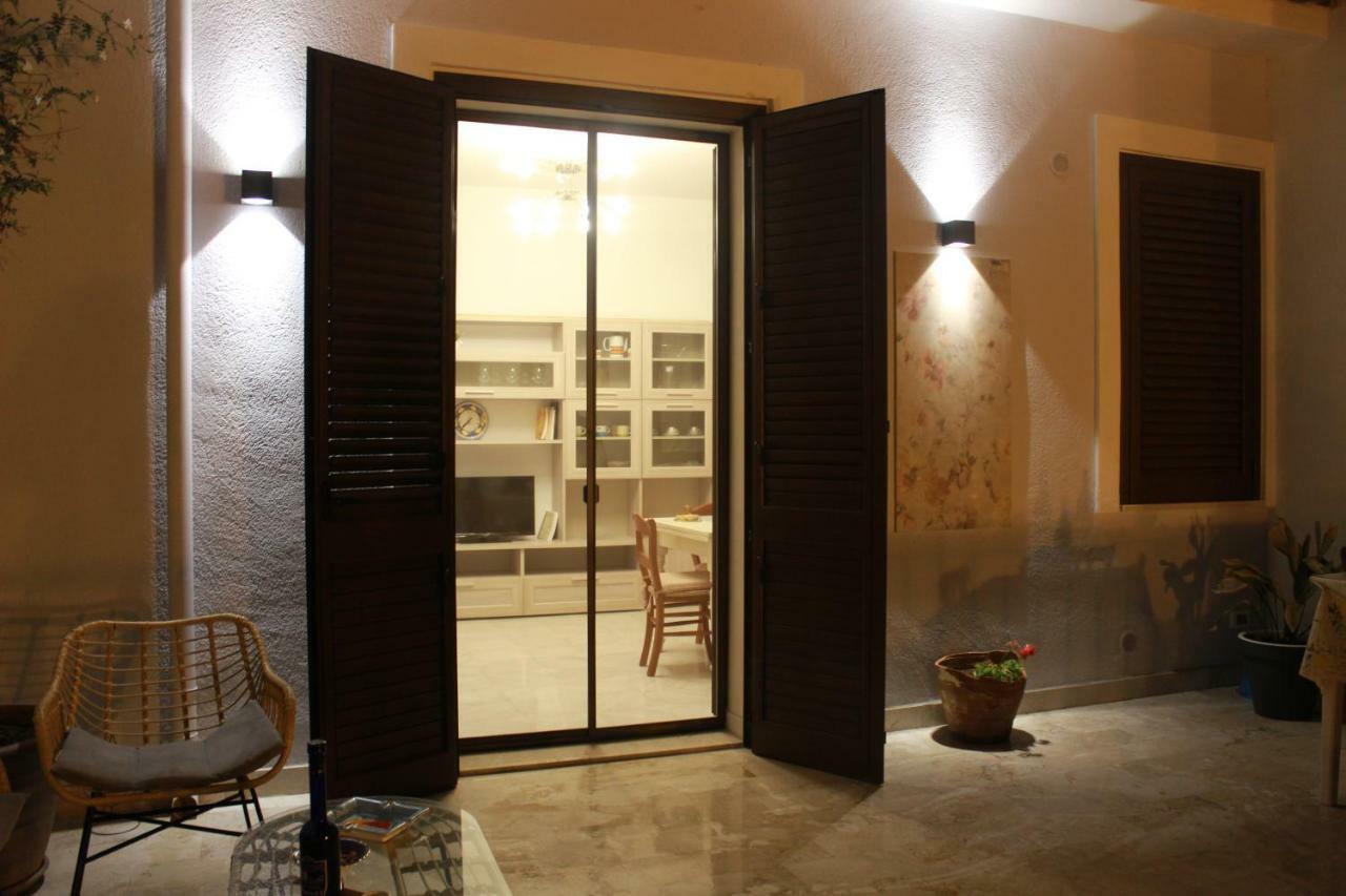 Guest House Zio Michele - ชีนิซี ภายนอก รูปภาพ