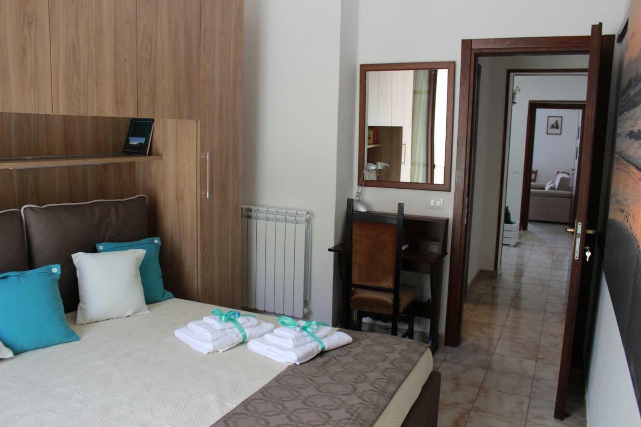 Guest House Zio Michele - ชีนิซี ภายนอก รูปภาพ